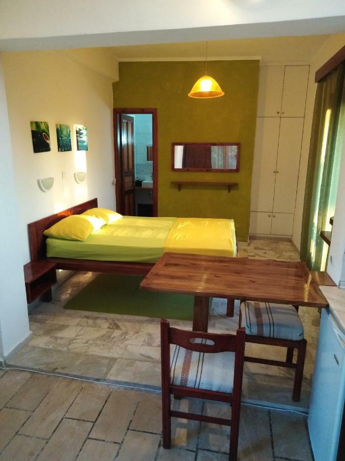 Apartment Victoria Agios Georgios  Exterior photo